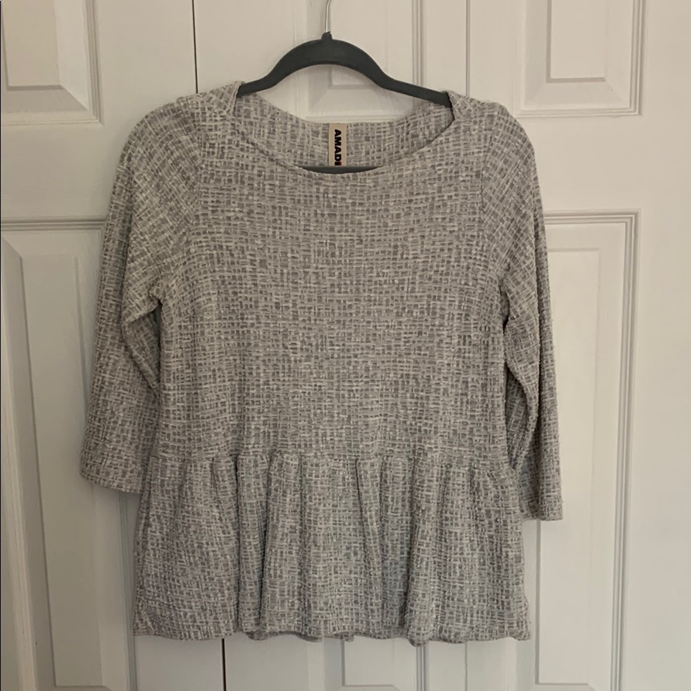 Amadi Gray Textured Women's Peplum Top